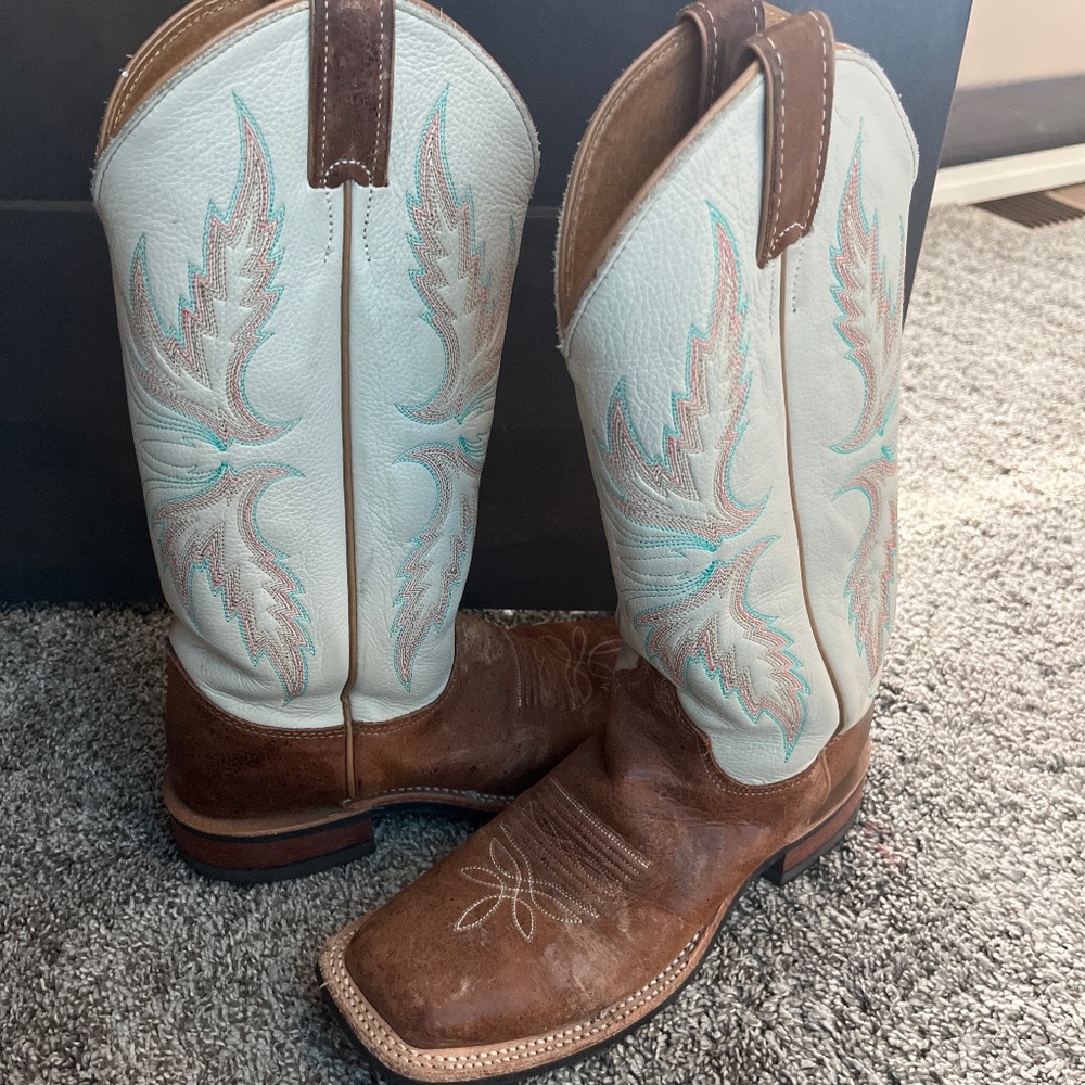 cowgirl boots